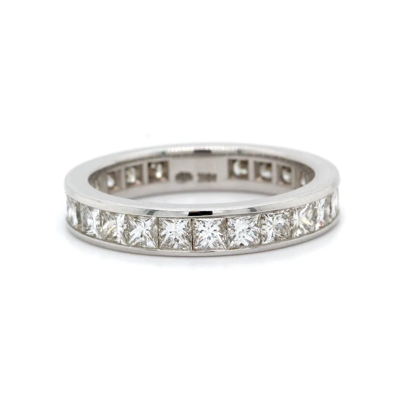 18K White Gold Channel Set Princess Cut Diamond Eternity Band