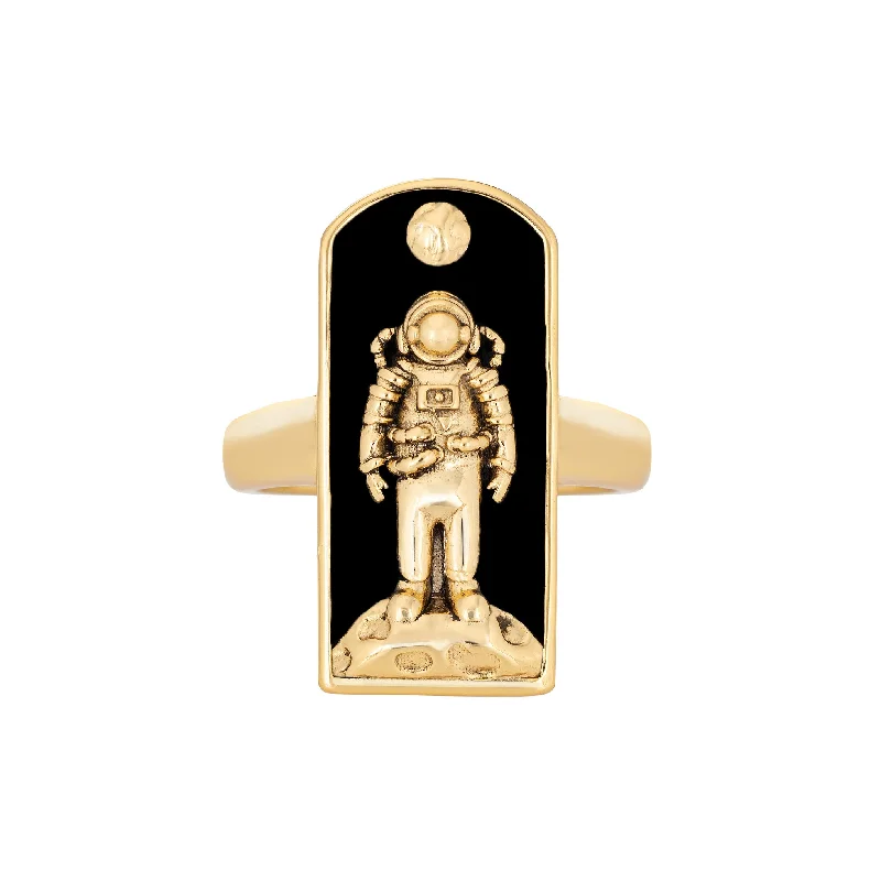 Spacewalk Ring